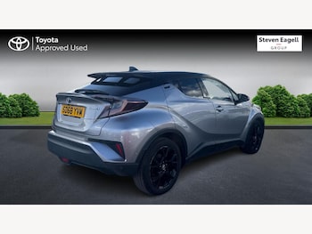 Used Toyota C-HR 2018 for sale - 76239347: Photo 2