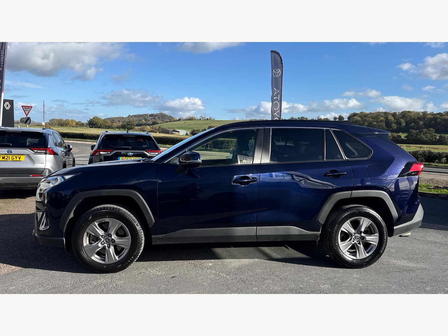 Used Toyota RAV4 2022 for sale - 77376308: Photo 19