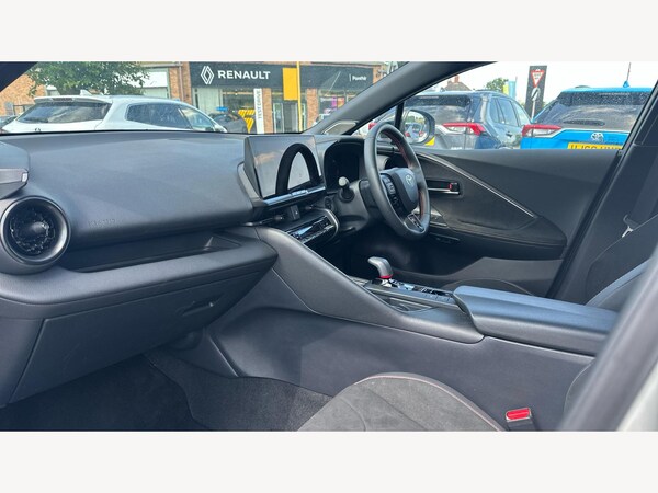 Used Toyota C-HR 2024 for sale - 75682032: Photo 12