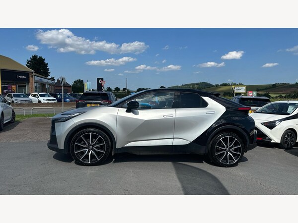 Used Toyota C-HR 2024 for sale - 75682032: Photo 19