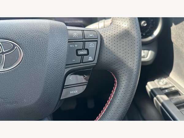 Used Toyota C-HR 2024 for sale - 75682032: Photo 41