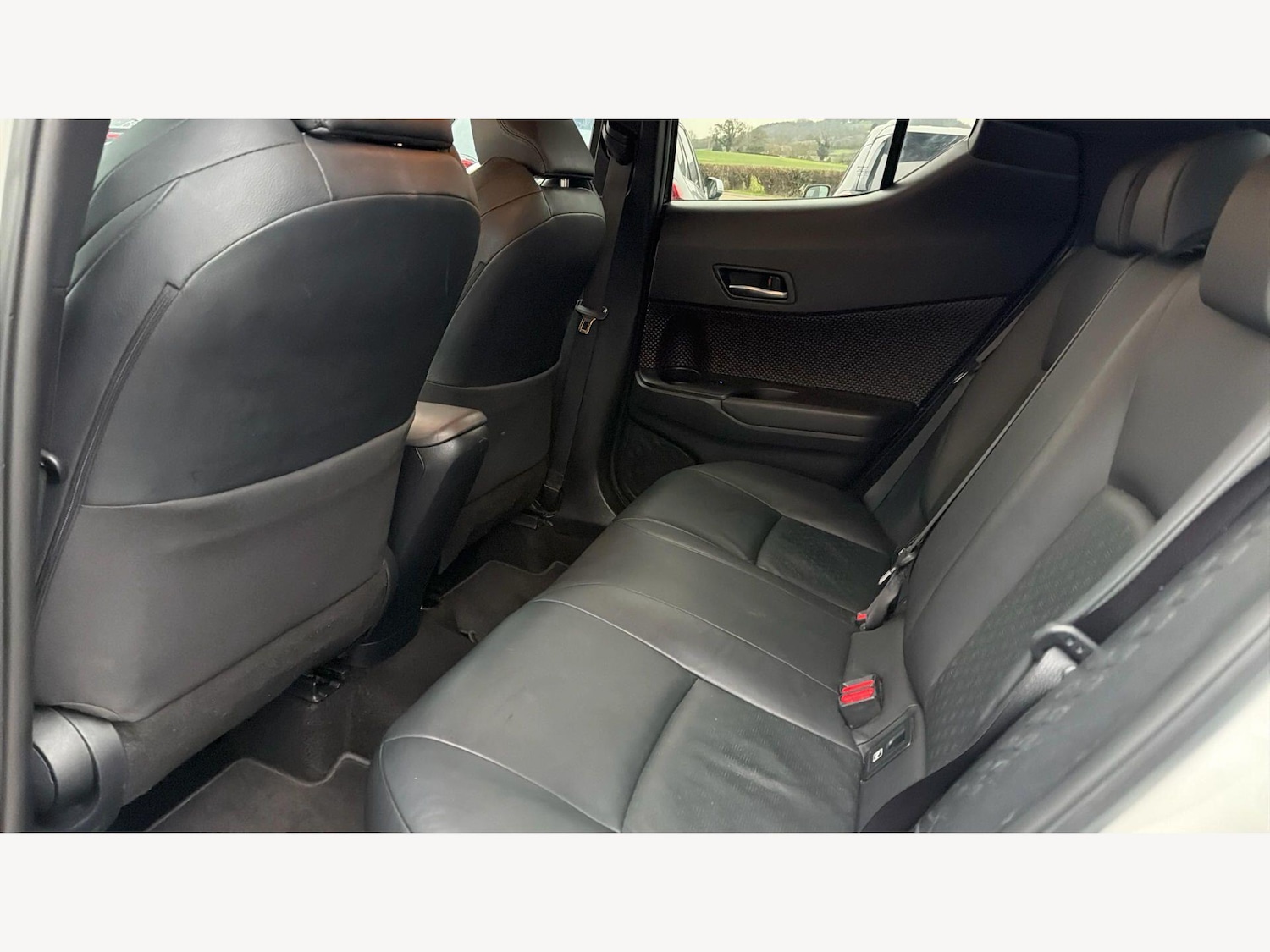 Used Toyota C-HR for sale - 77696573: Photo 15