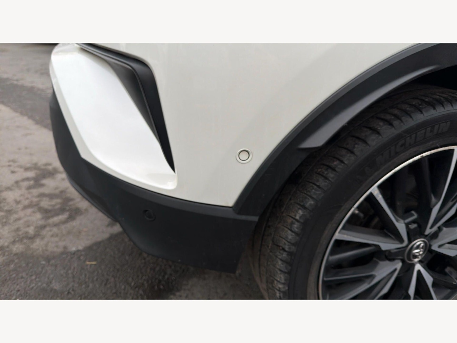 Used Toyota C-HR for sale - 77696573: Photo 30