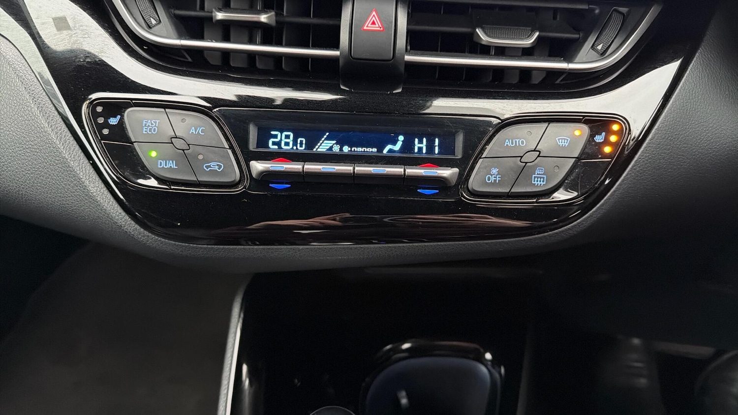 Used Toyota C-HR for sale - 77696573: Photo 39