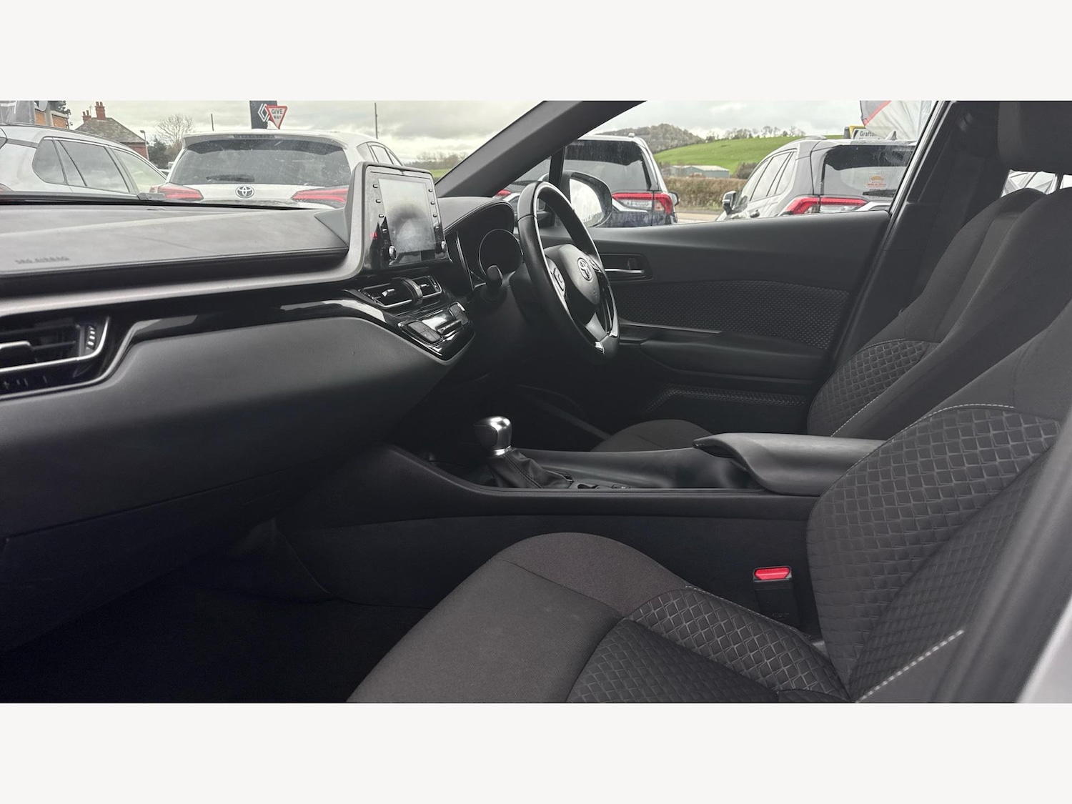 Used Toyota C-HR for sale - 77229889: Photo 12