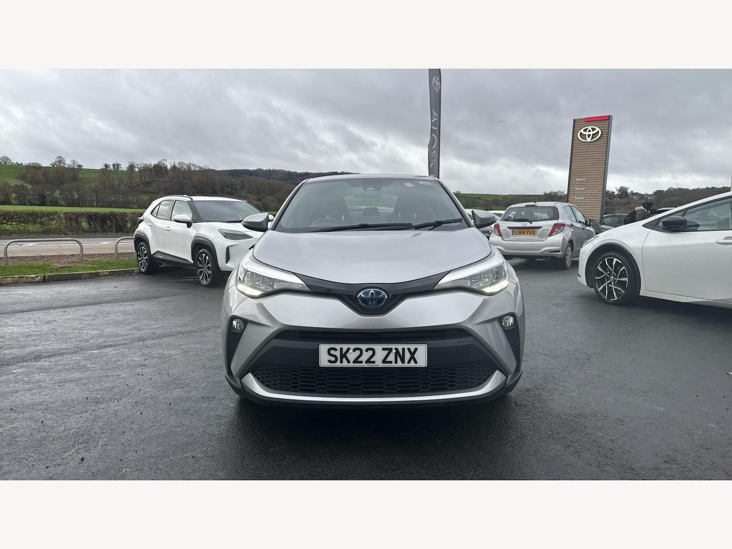 Used Toyota C-HR for sale - 77229889: Photo 17
