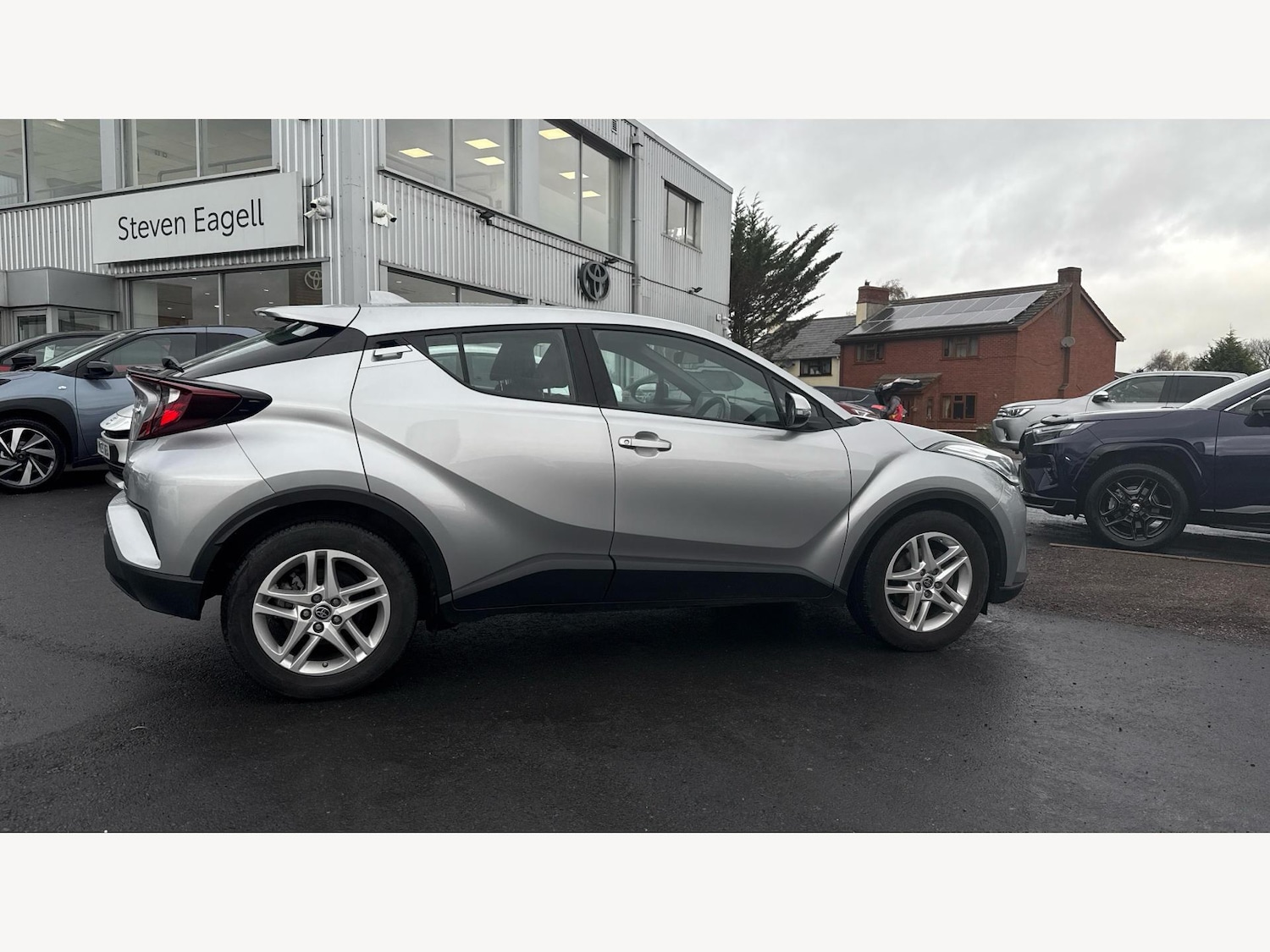 Used Toyota C-HR for sale - 77229889: Photo 18
