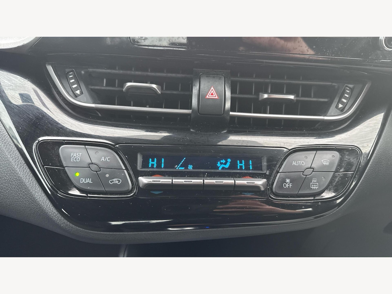 Used Toyota C-HR for sale - 77229889: Photo 29