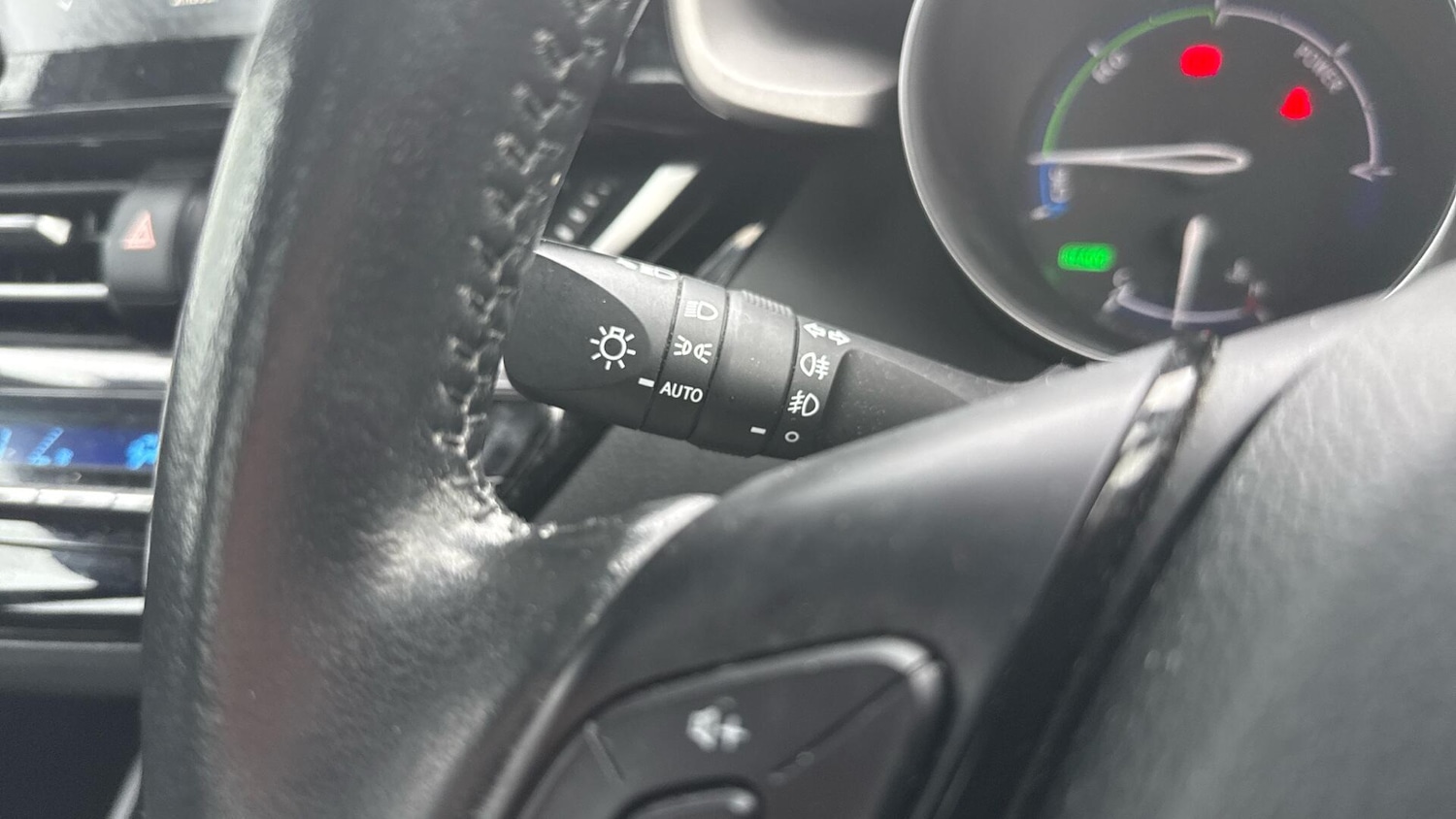 Used Toyota C-HR for sale - 77229889: Photo 33