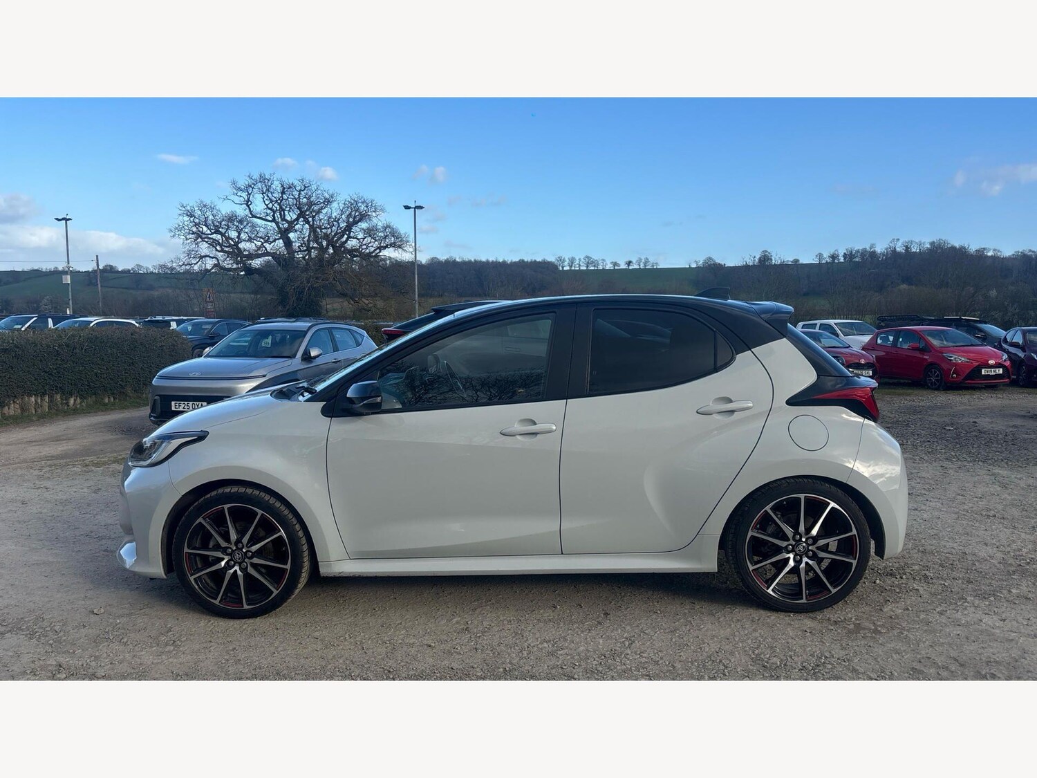 Used Toyota Yaris 2023 for sale - 78086196: Photo 19