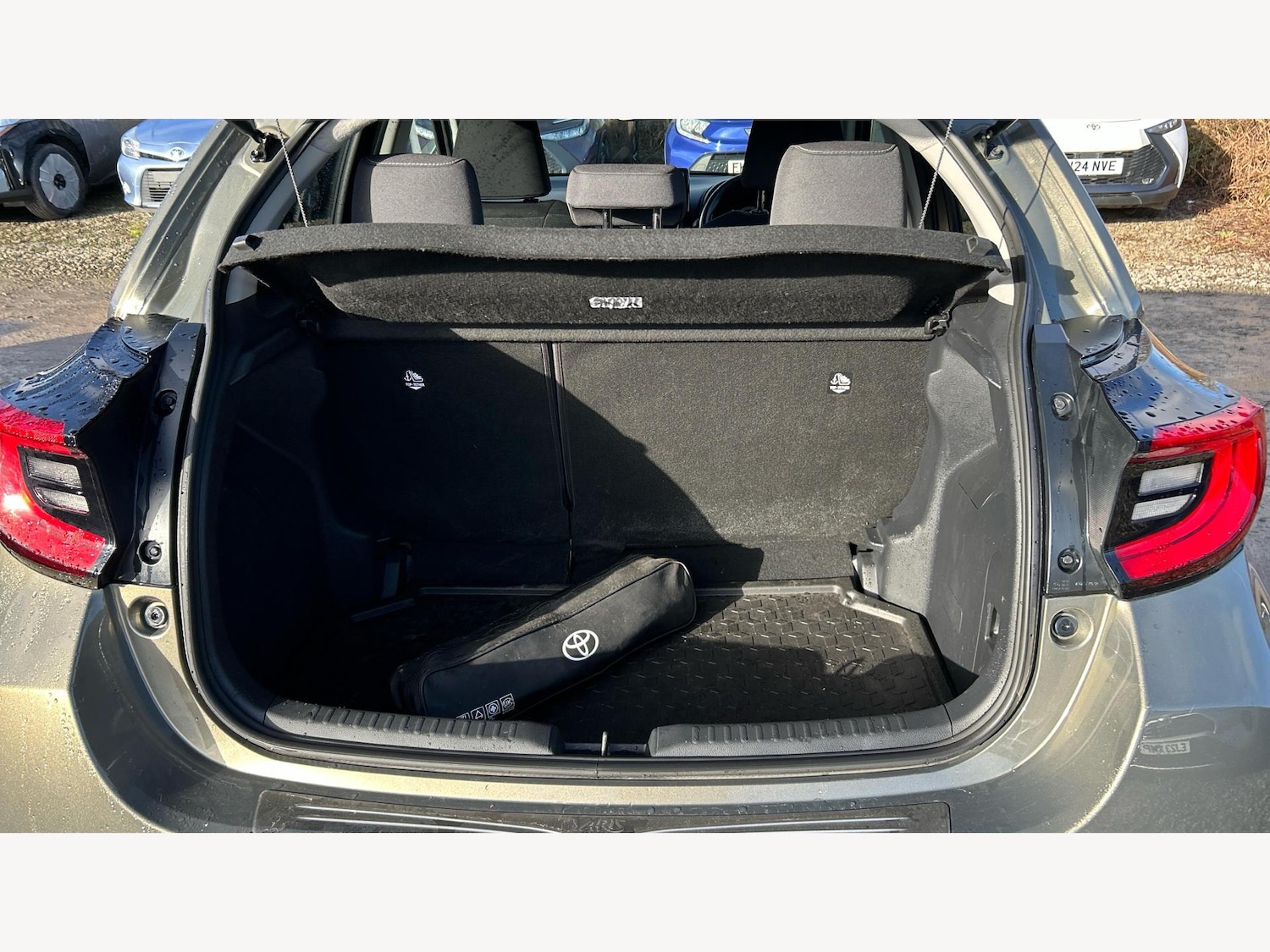 Used Toyota Yaris 2024 for sale - 77358297: Photo 16