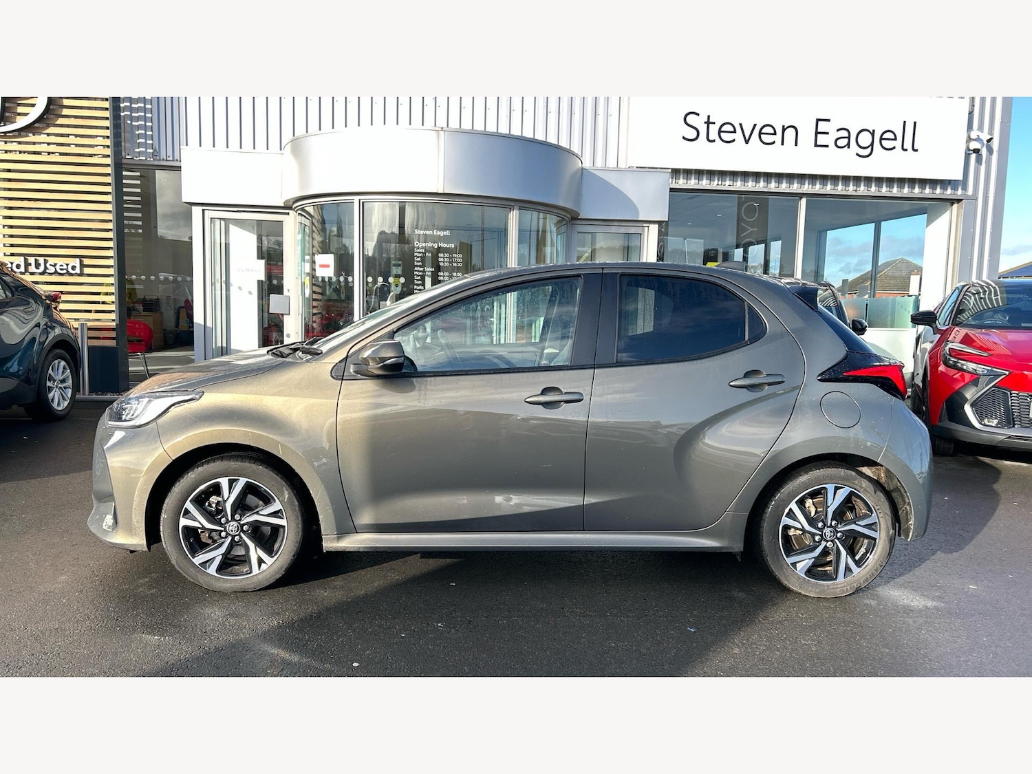 Used Toyota Yaris 2024 for sale - 77358297: Photo 19