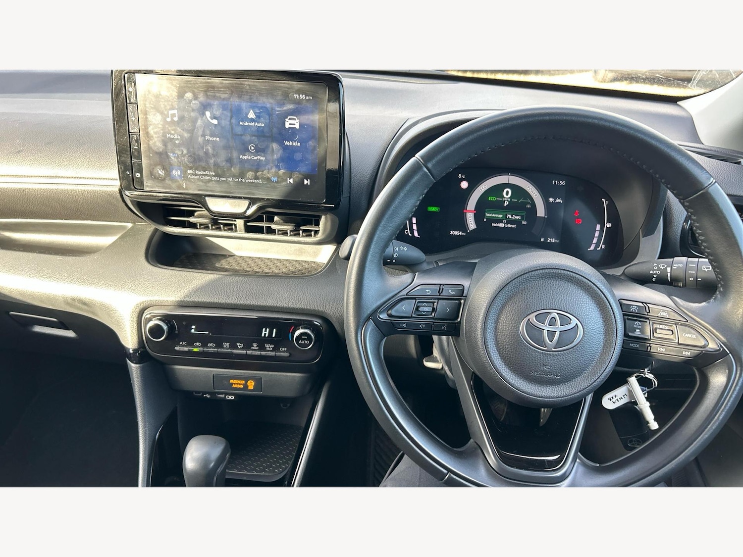 Used Toyota Yaris 2024 for sale - 77358297: Photo 7
