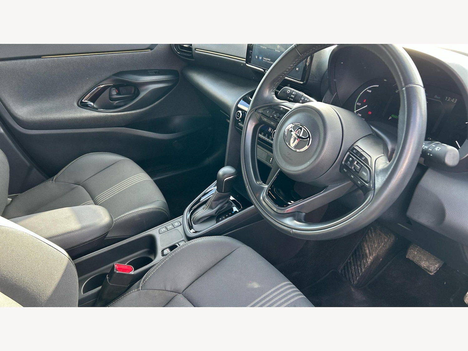 Used Toyota Yaris Cross 2021 for sale - 77455544: Photo 13