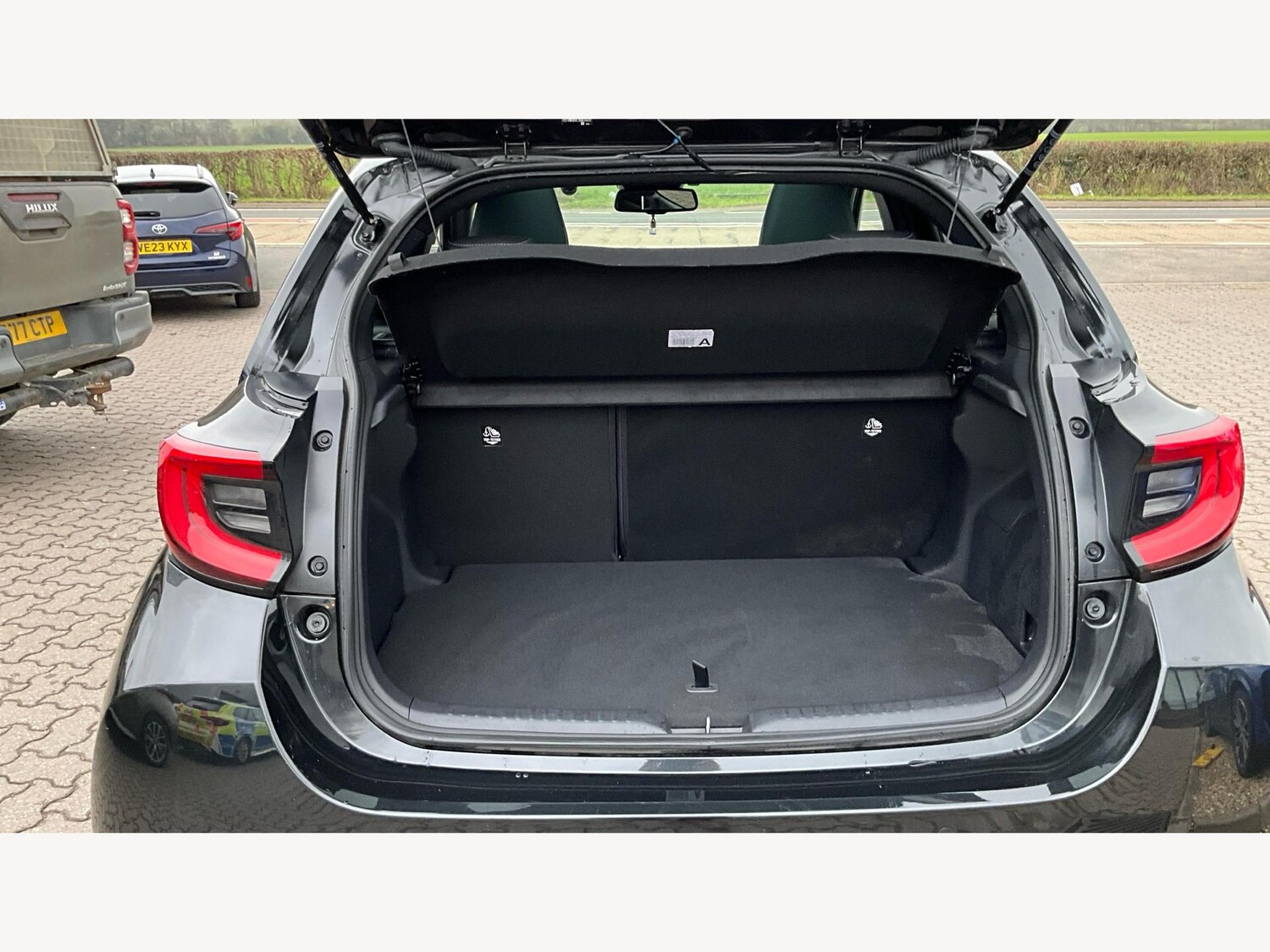 Used Toyota Yaris 2024 for sale - 77479575: Photo 16