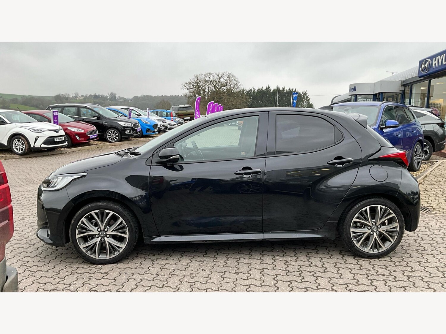 Used Toyota Yaris 2024 for sale - 77479575: Photo 19