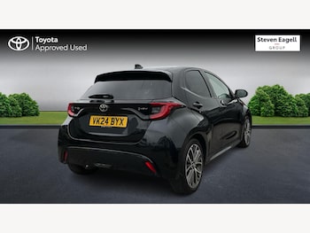 Used Toyota Yaris 2024 for sale - 77479575: Photo