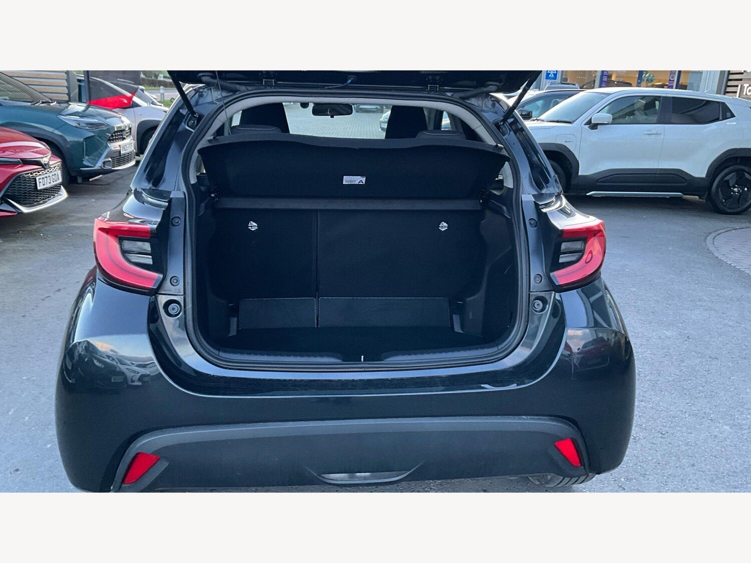 Used Toyota Yaris 2024 for sale - 77575056: Photo 16