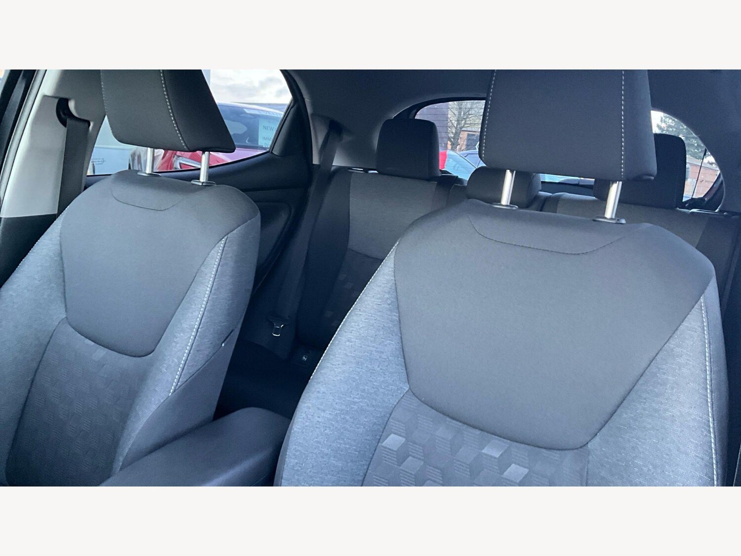 Used Toyota Yaris 2024 for sale - 77575056: Photo 25