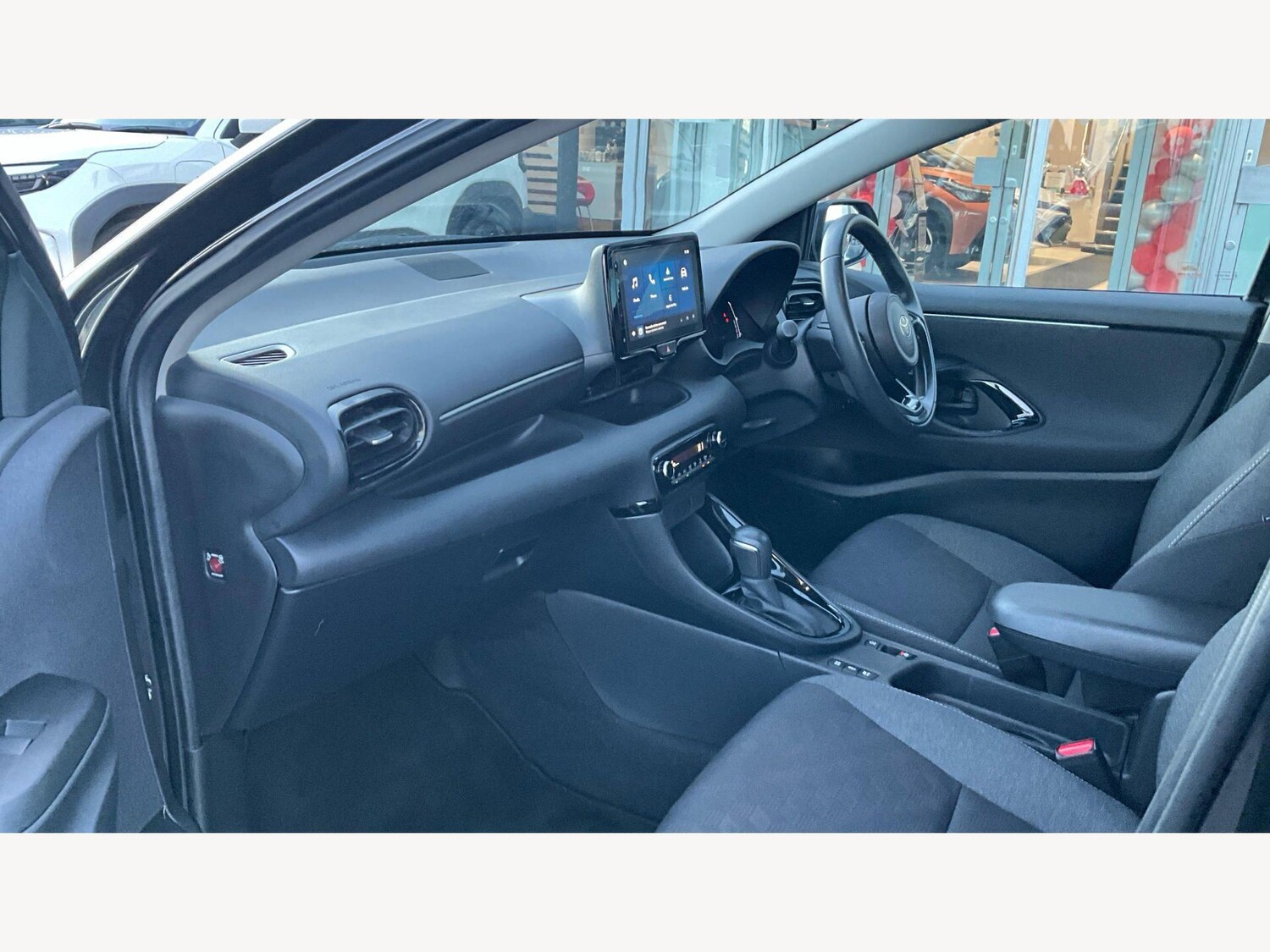 Used Toyota Yaris 2024 for sale - 77575056: Photo 26