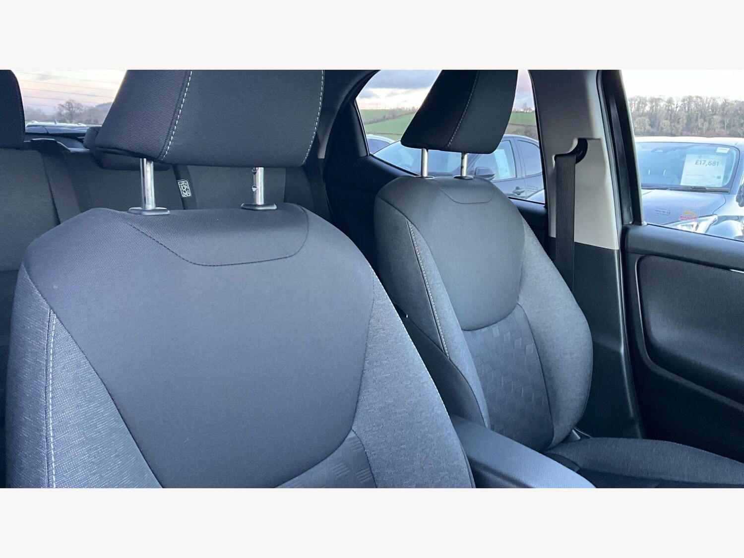 Used Toyota Yaris 2024 for sale - 77575056: Photo 29