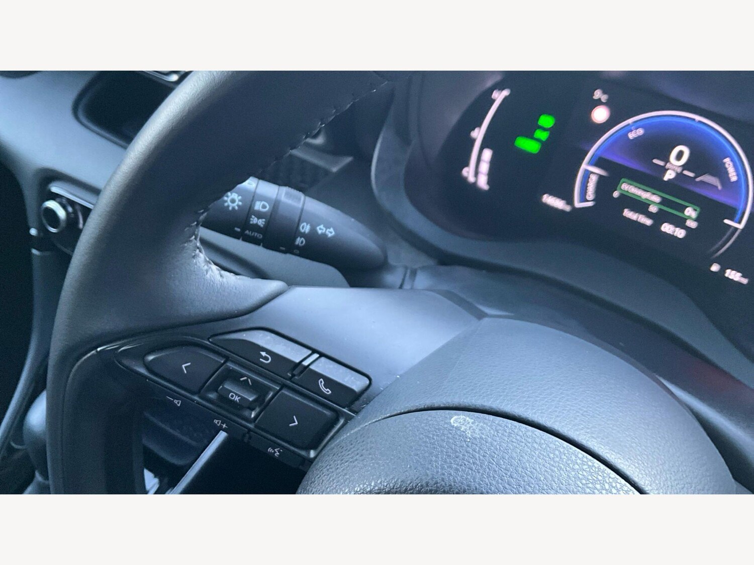 Used Toyota Yaris 2024 for sale - 77575056: Photo 35