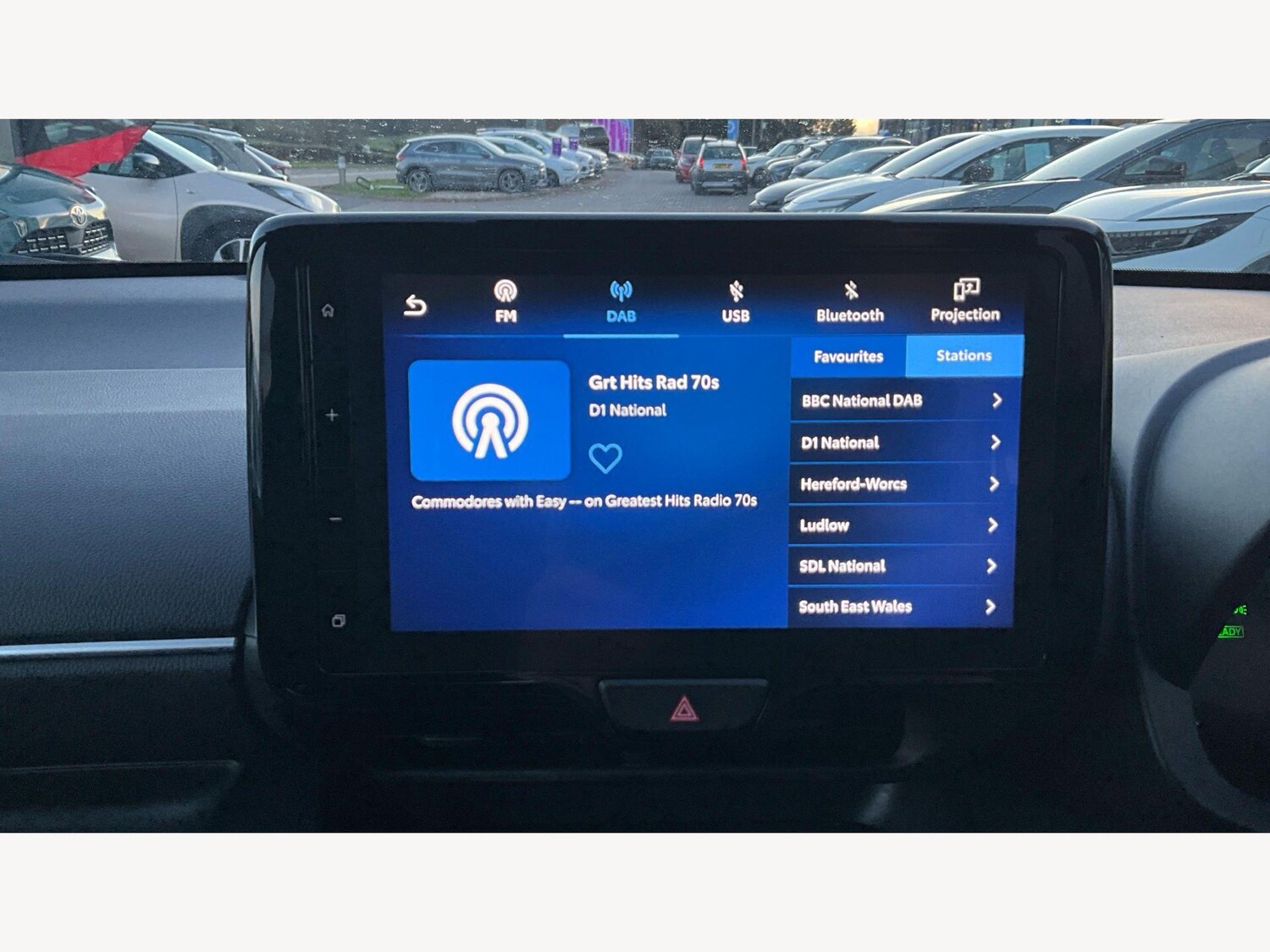 Used Toyota Yaris 2024 for sale - 77575056: Photo 41