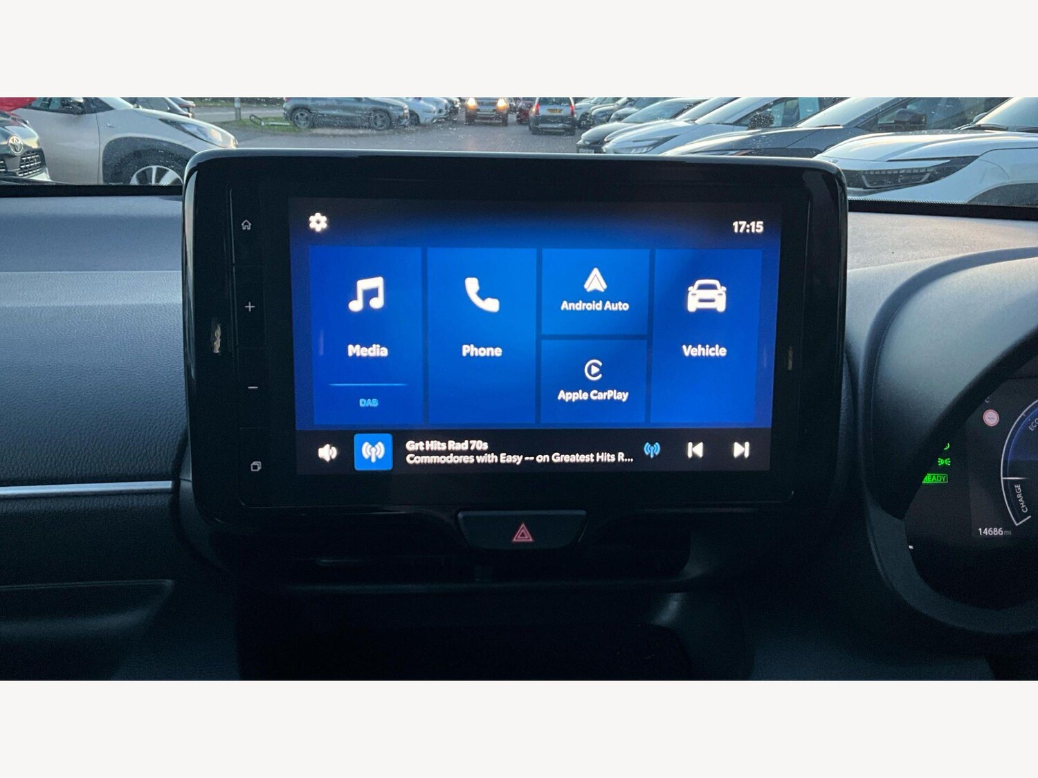 Used Toyota Yaris 2024 for sale - 77575056: Photo 9