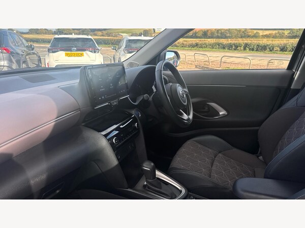 Used Toyota Yaris Cross 2022 for sale - 76295627: Photo 12