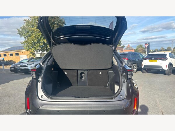 Used Toyota Yaris Cross 2022 for sale - 76295627: Photo 16