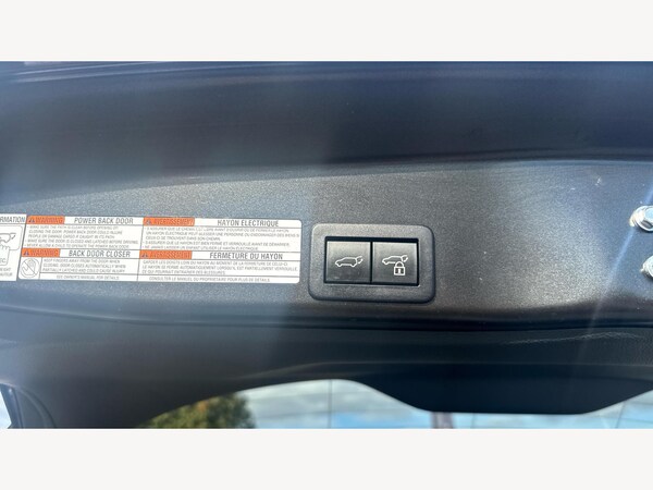 Used Toyota Yaris Cross 2022 for sale - 76295627: Photo 22