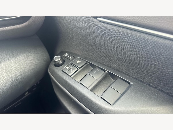 Used Toyota Yaris Cross 2022 for sale - 76295627: Photo 29