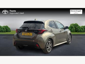 Used Toyota Yaris 2024 for sale - 79621514: Photo