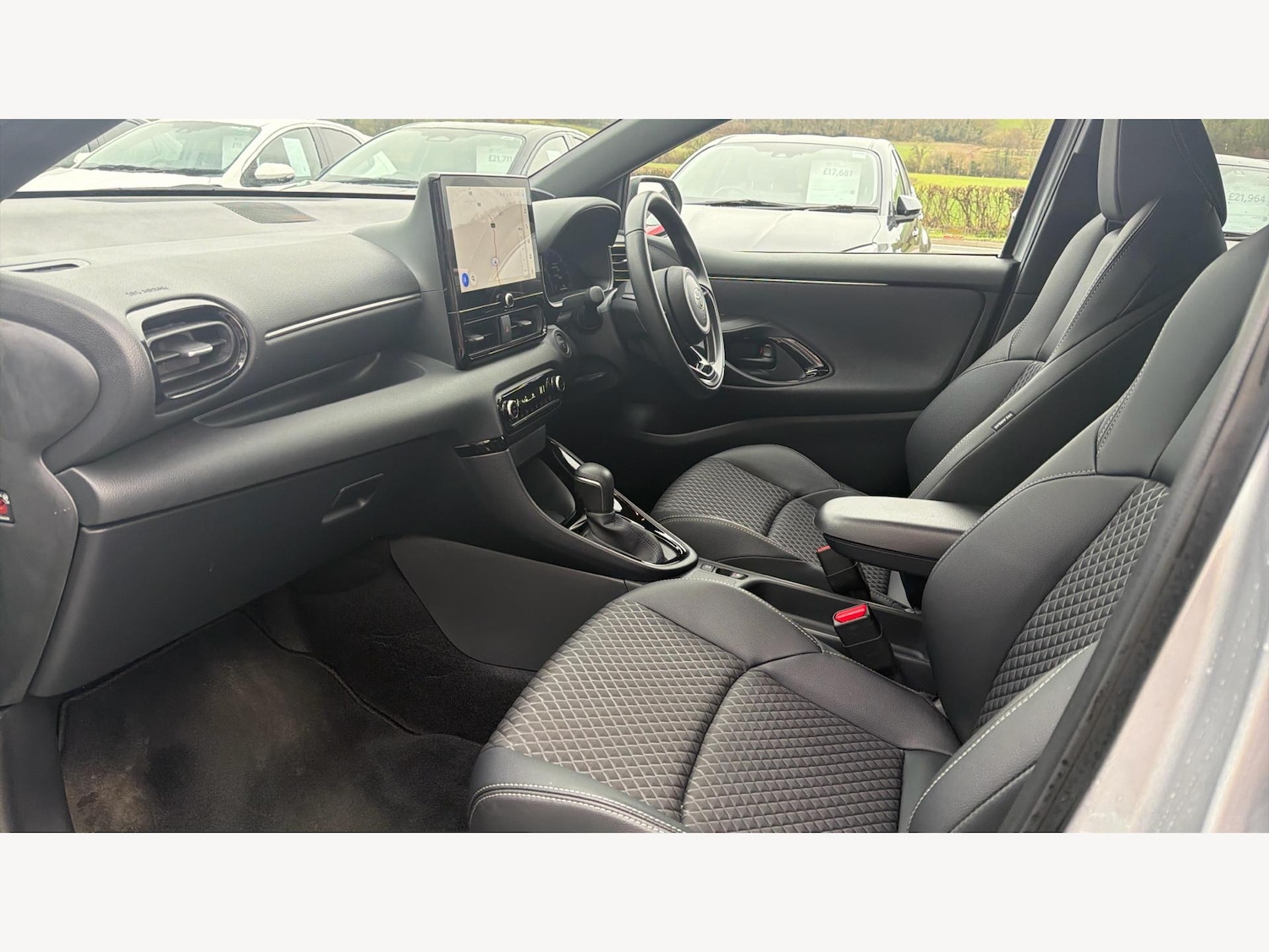 Used Toyota Yaris 2024 for sale - 77793730: Photo 12