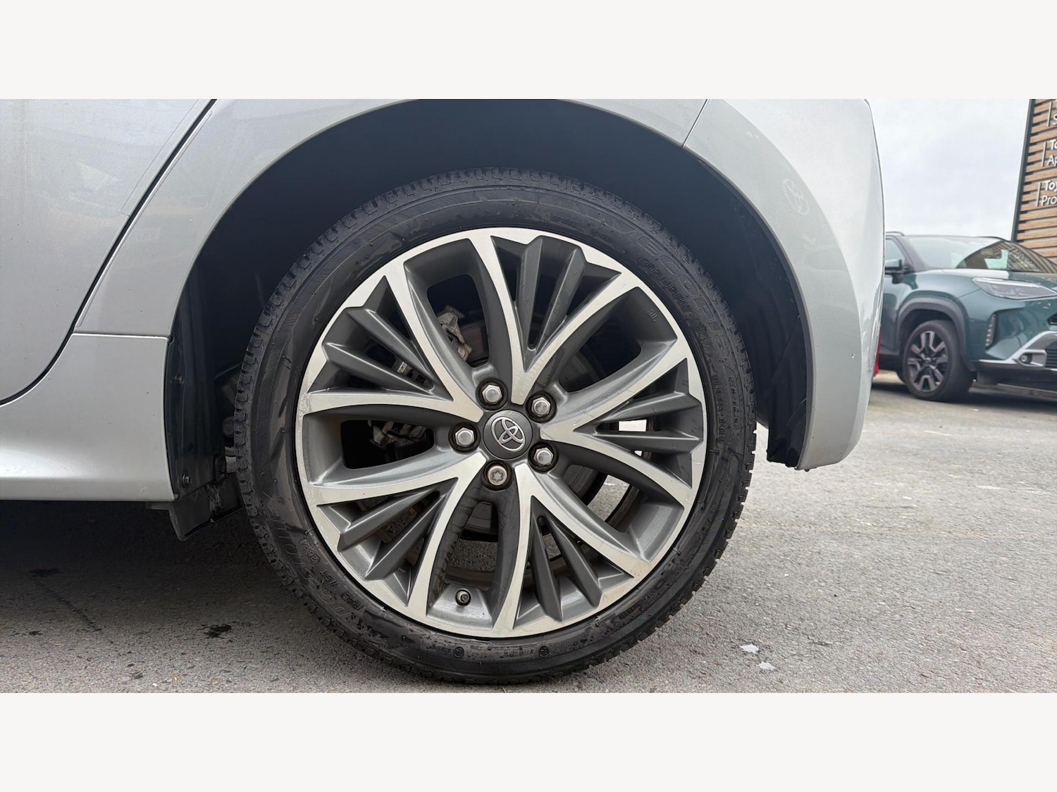 Used Toyota Yaris 2024 for sale - 77793730: Photo 20