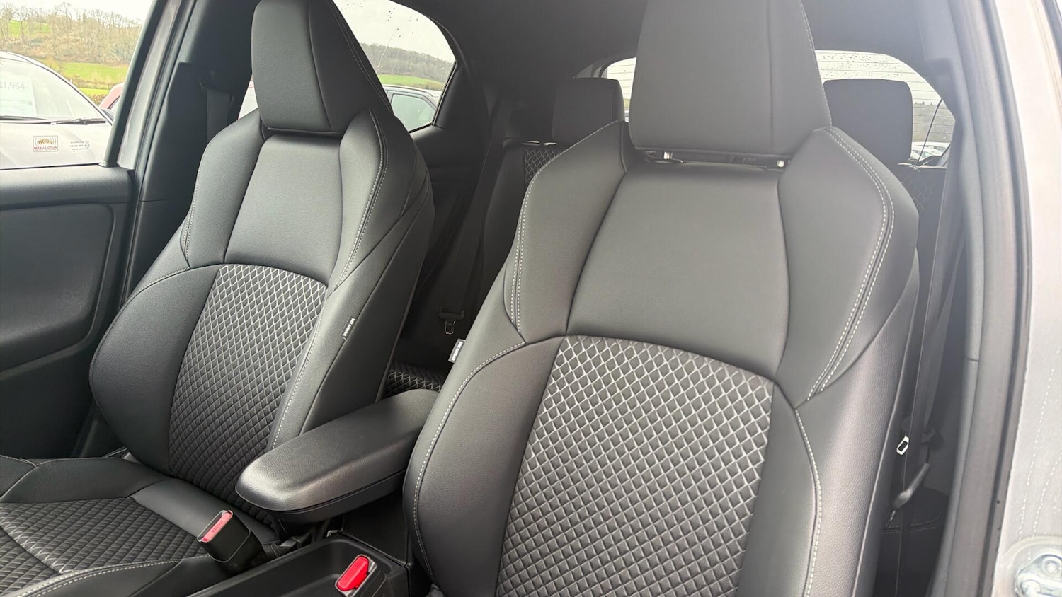 Used Toyota Yaris 2024 for sale - 77793730: Photo 34