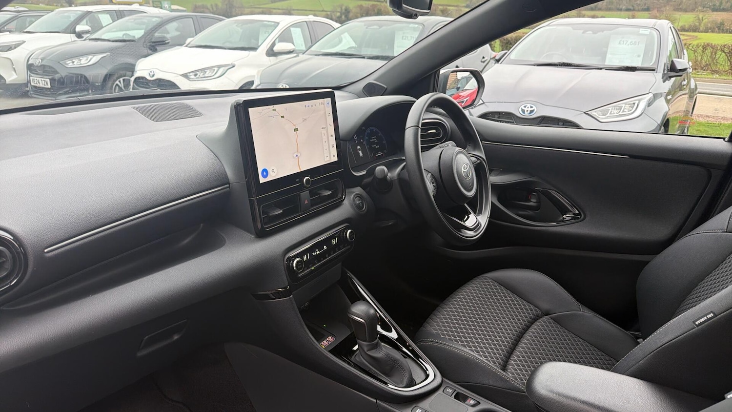 Used Toyota Yaris 2024 for sale - 77793730: Photo 35