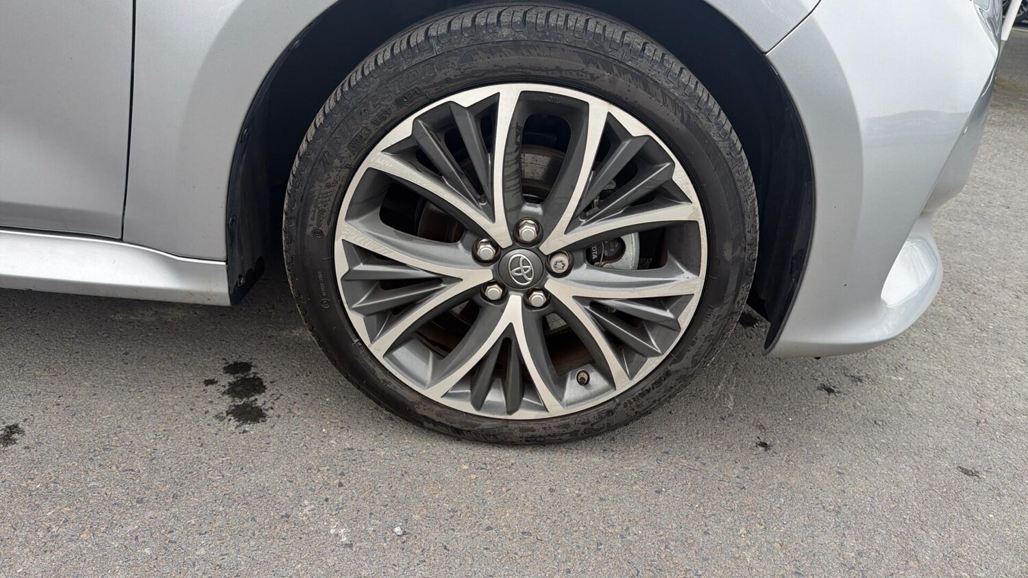 Used Toyota Yaris 2024 for sale - 77793730: Photo 37