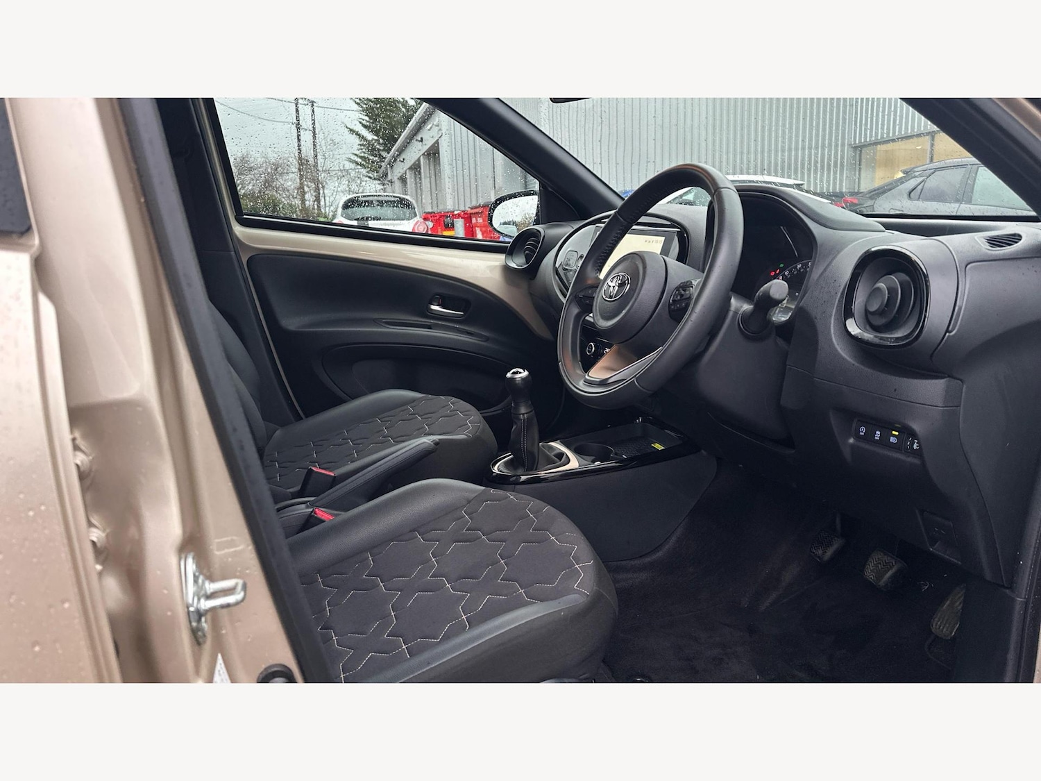 Used Toyota Aygo X 2024 for sale - 76993514: Photo 13