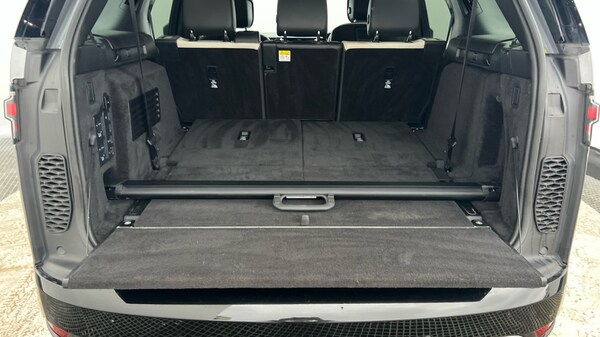 Used Land Rover Discovery 2021 for sale - 76208833: Photo 15