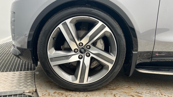 Used Land Rover Discovery 2021 for sale - 76208833: Photo 17