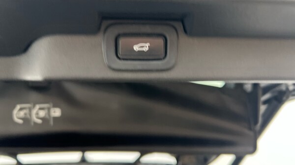 Used Land Rover Discovery 2021 for sale - 76208833: Photo 40