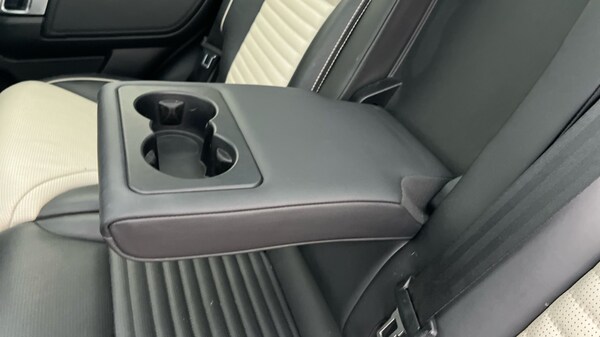 Used Land Rover Discovery 2021 for sale - 76208833: Photo 48
