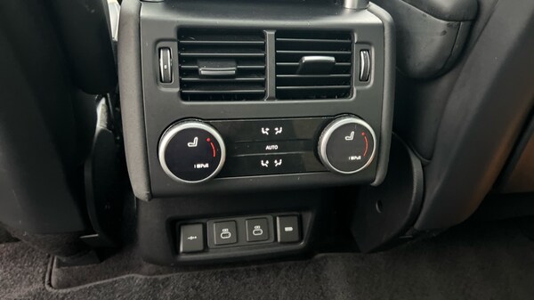 Used Land Rover Discovery 2021 for sale - 76208833: Photo 49