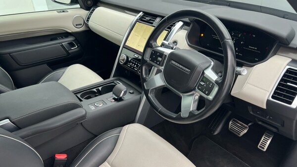 Used Land Rover Discovery 2021 for sale - 76208833: Photo 9