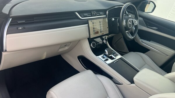 Used Jaguar F-Pace 2021 for sale - 76208894: Photo 10