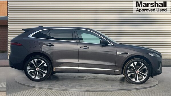 Used Jaguar F-Pace 2021 for sale - 76208894: Photo 2