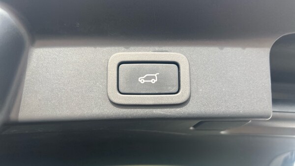 Used Jaguar F-Pace 2021 for sale - 76208894: Photo 35