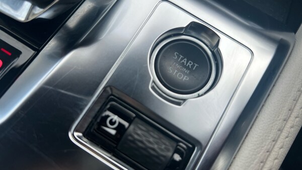 Used Jaguar F-Pace 2021 for sale - 76208894: Photo 52