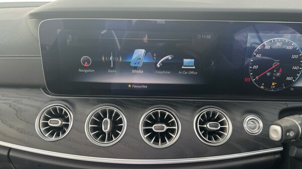 Used Mercedes-Benz E-Class 2018 for sale - 76099975: Photo 12